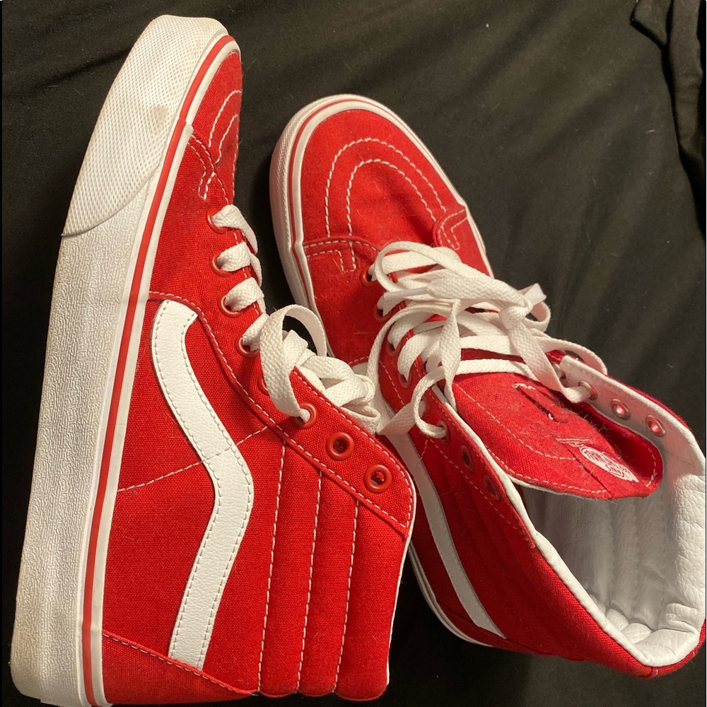Red & White Sk8-Hi VANS